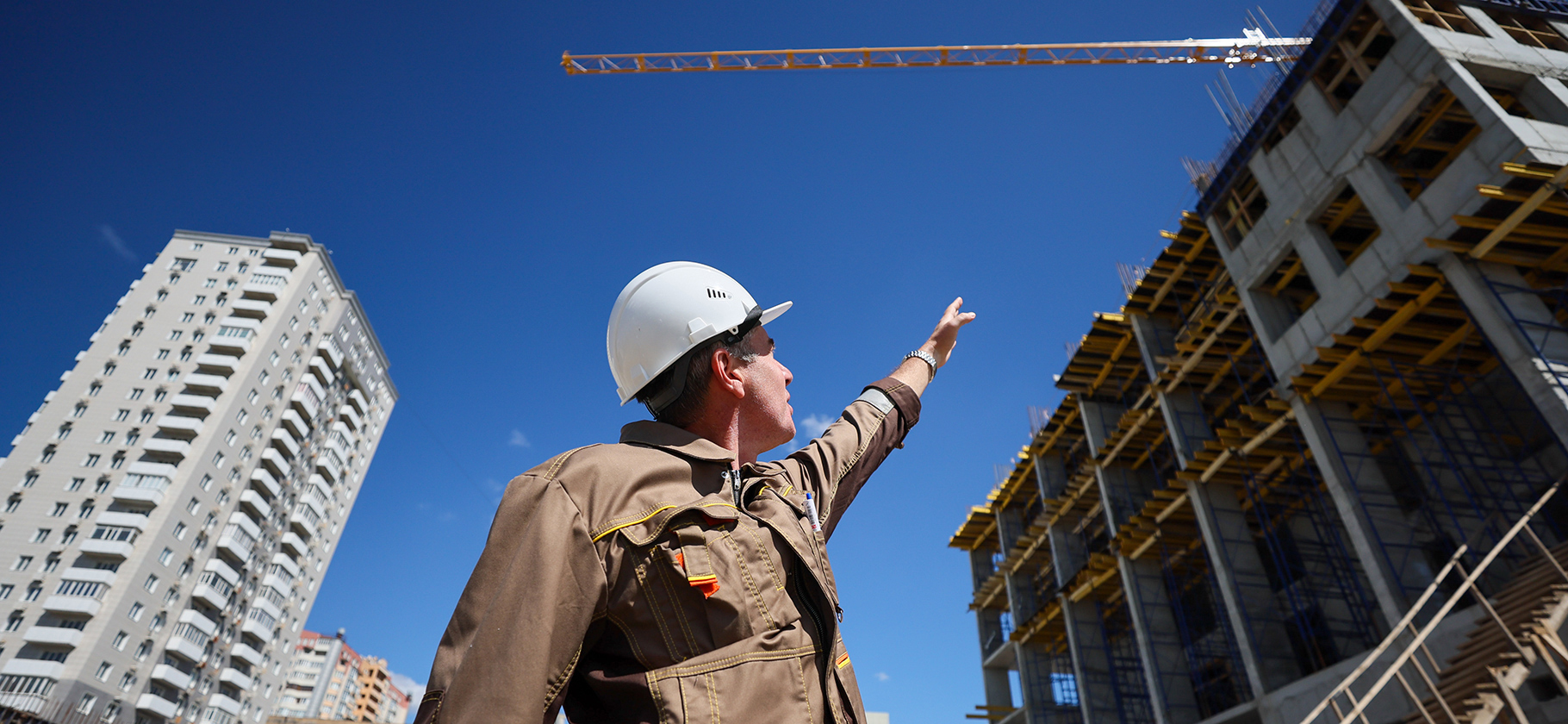 Девелоперы установили исторический рекорд по выручке — продажи новостроек достигли 5,57 трлн рублей