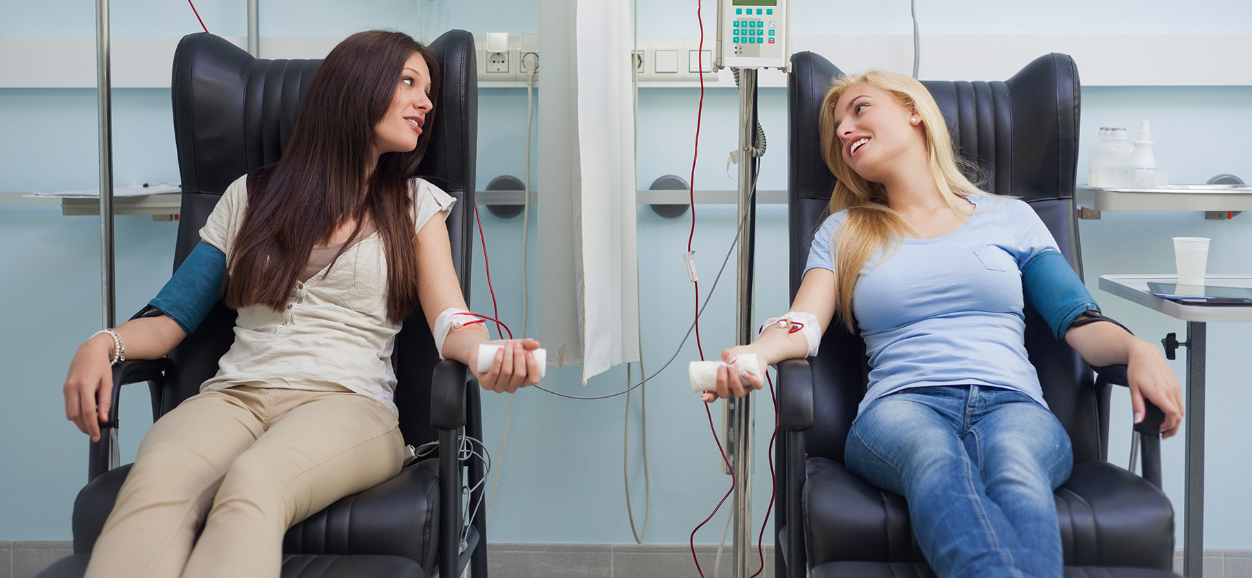 Школьники и сту­денты получили право на два дня отдыха за донорство крови