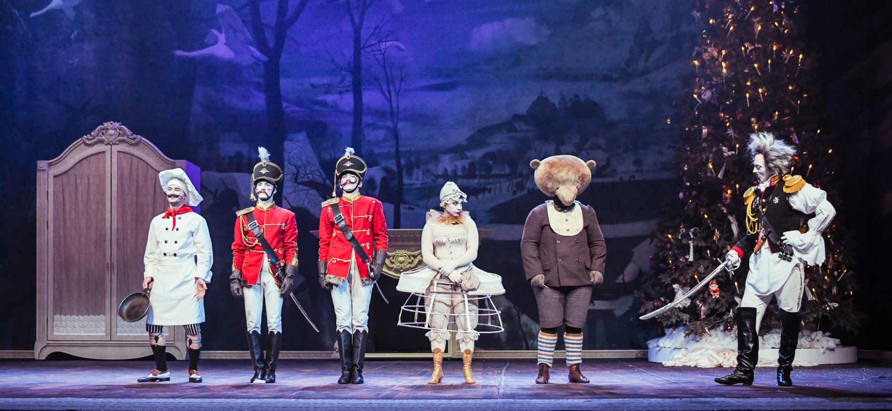 Спектакли с зимней атмосферой в Мос­кве: что смотреть, если пока не нако­пили на «Щелкун­чика» в Большом