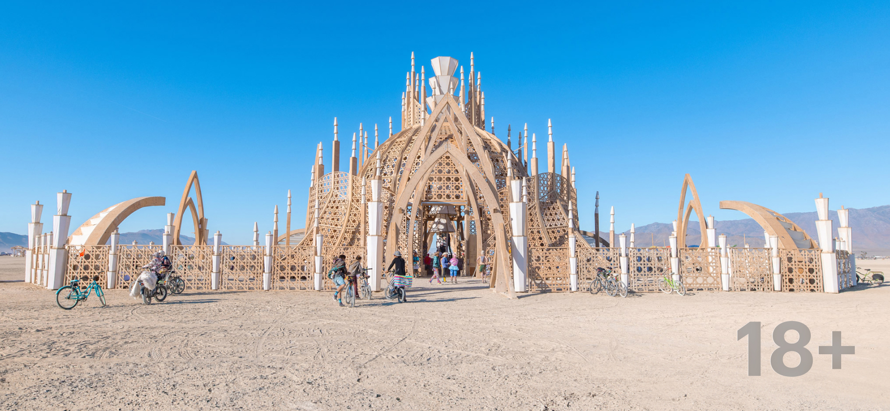 Burning Man и Tomorrowland: 12 впечатляющих зарубежных празд­ников и фестивалей