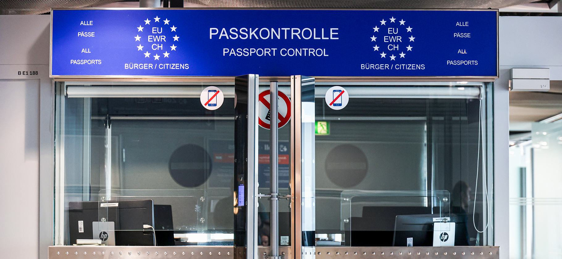 Германия переста­нет признавать рос­сий­ские небиоме­тричес­кие паспорта с 1 января