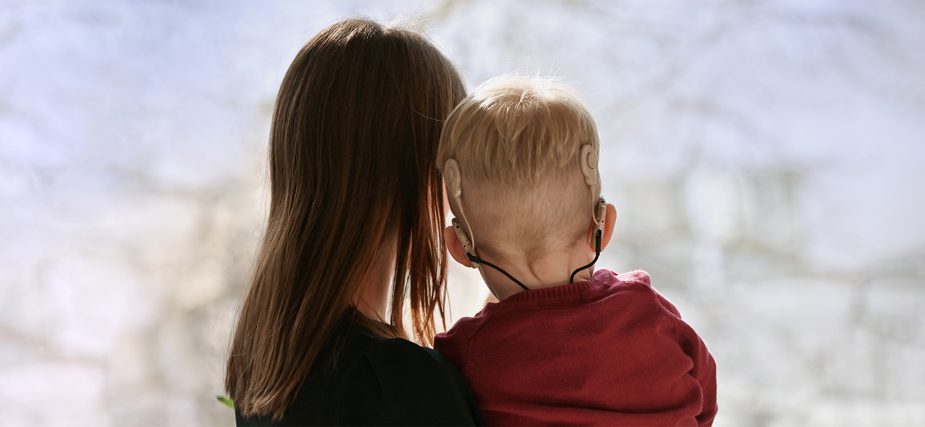 «Теперь его не остановить — говорит все время»: истории детей с болезнями слуха