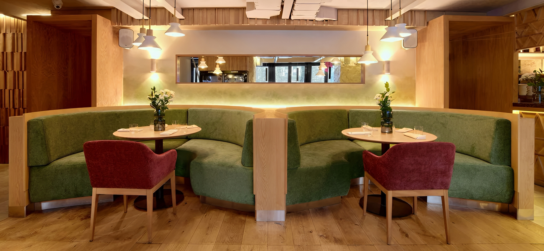 Кухня Российской империи и поп⁠-⁠ап​ с творож­никами: что нового открылось в Петербурге