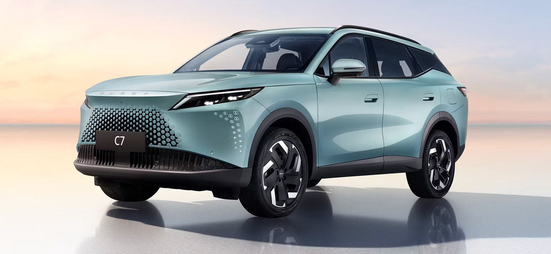 Omoda представила в России кроссовер C7 — от 3,4 млн рублей