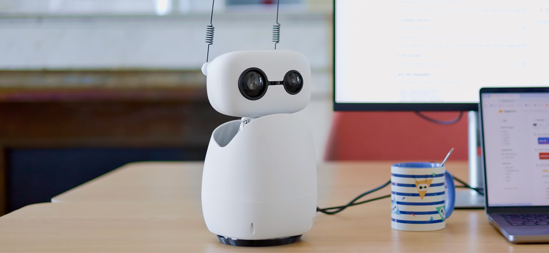 Hugging Face анон­сировала домашнего ИИ⁠-⁠робота с откры­тым исходным кодом Reachy Mini. Цены — от 299 $