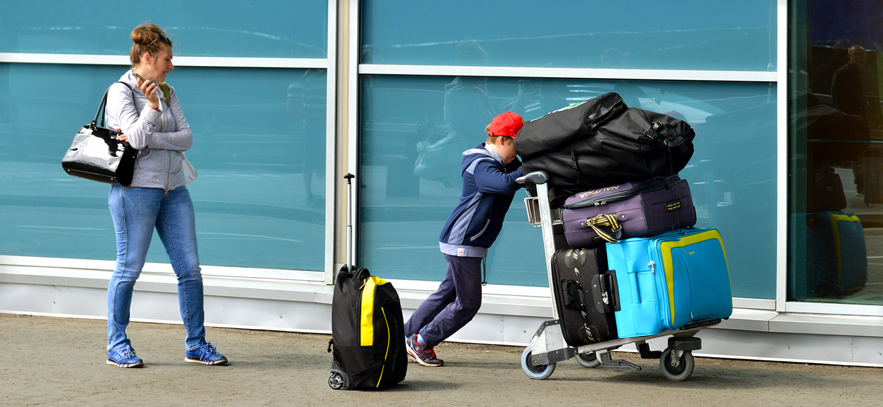 Минтранс рекомен­довал приоритетно обслу­живать семьи с детьми в аэро­портах