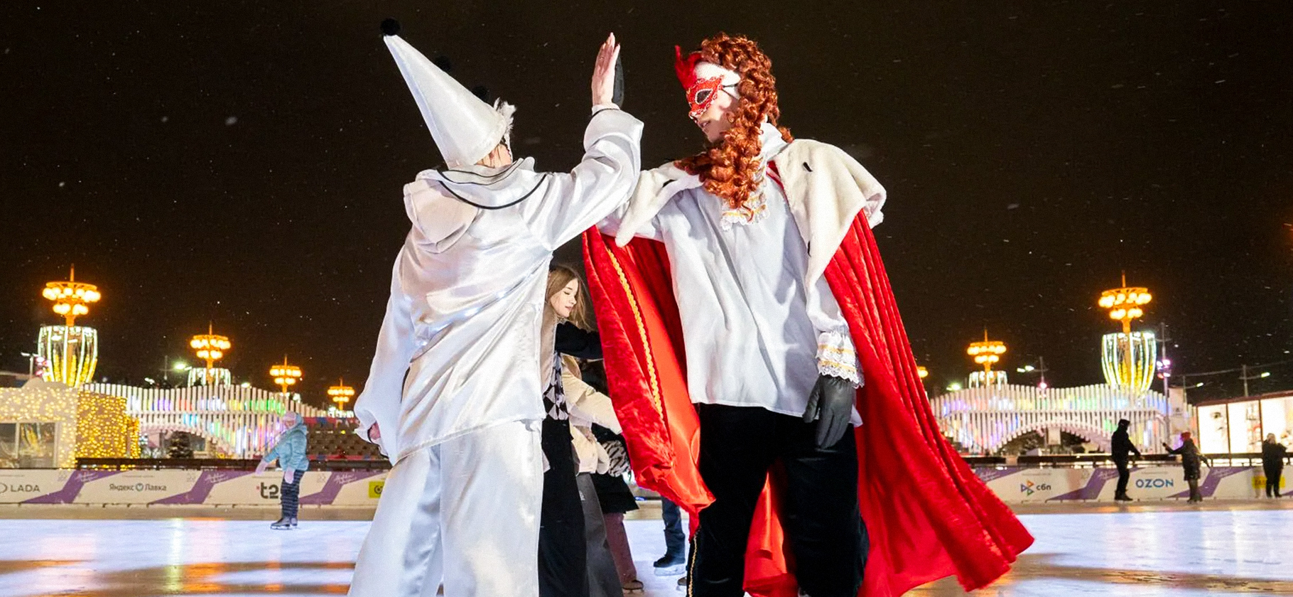 Каток, балет под открытым небом и ярмарки: на ВДНХ стартовал зимний сезон