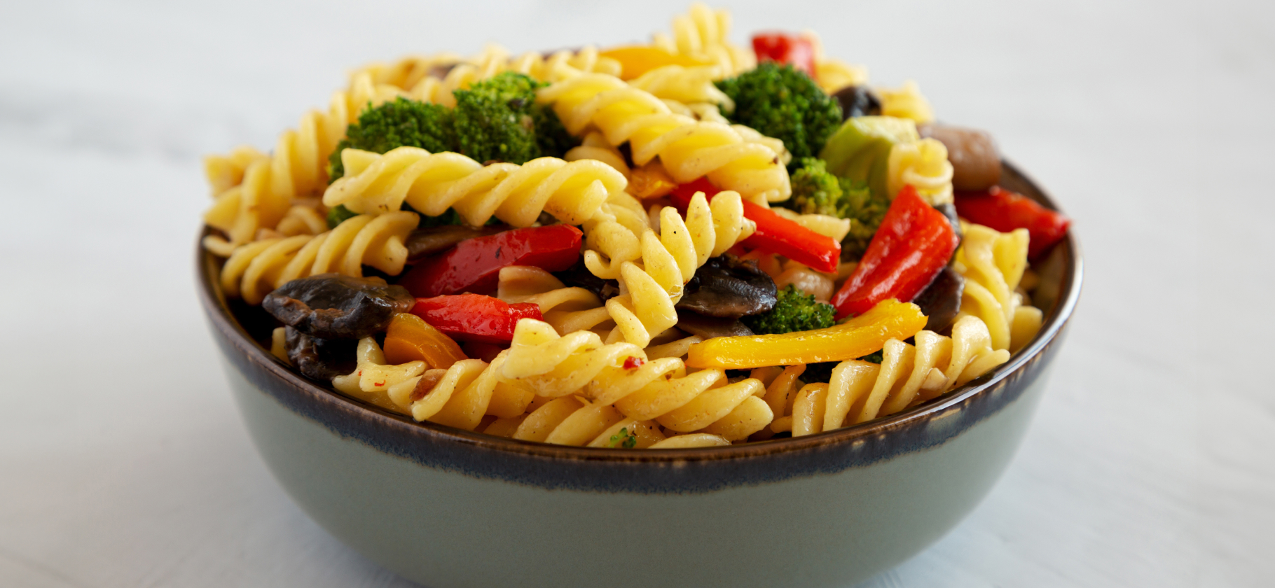 Как исполь­зовать замо­рожен­ную овощ­ную смесь: 12 идей