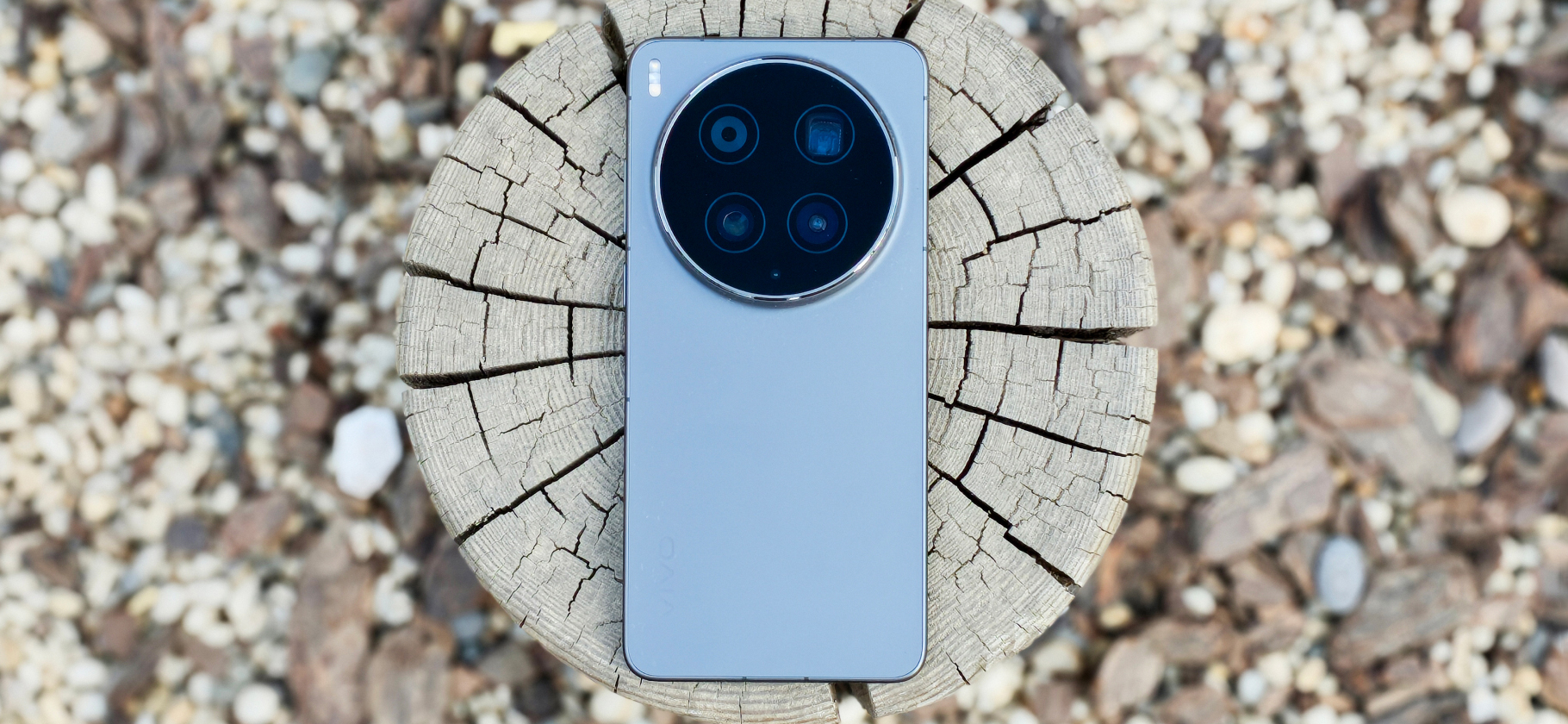 Камера топовая, а что с батареей? Тести­руем Vivo X300 Ultra на авто­­номность, нагрев и мощность