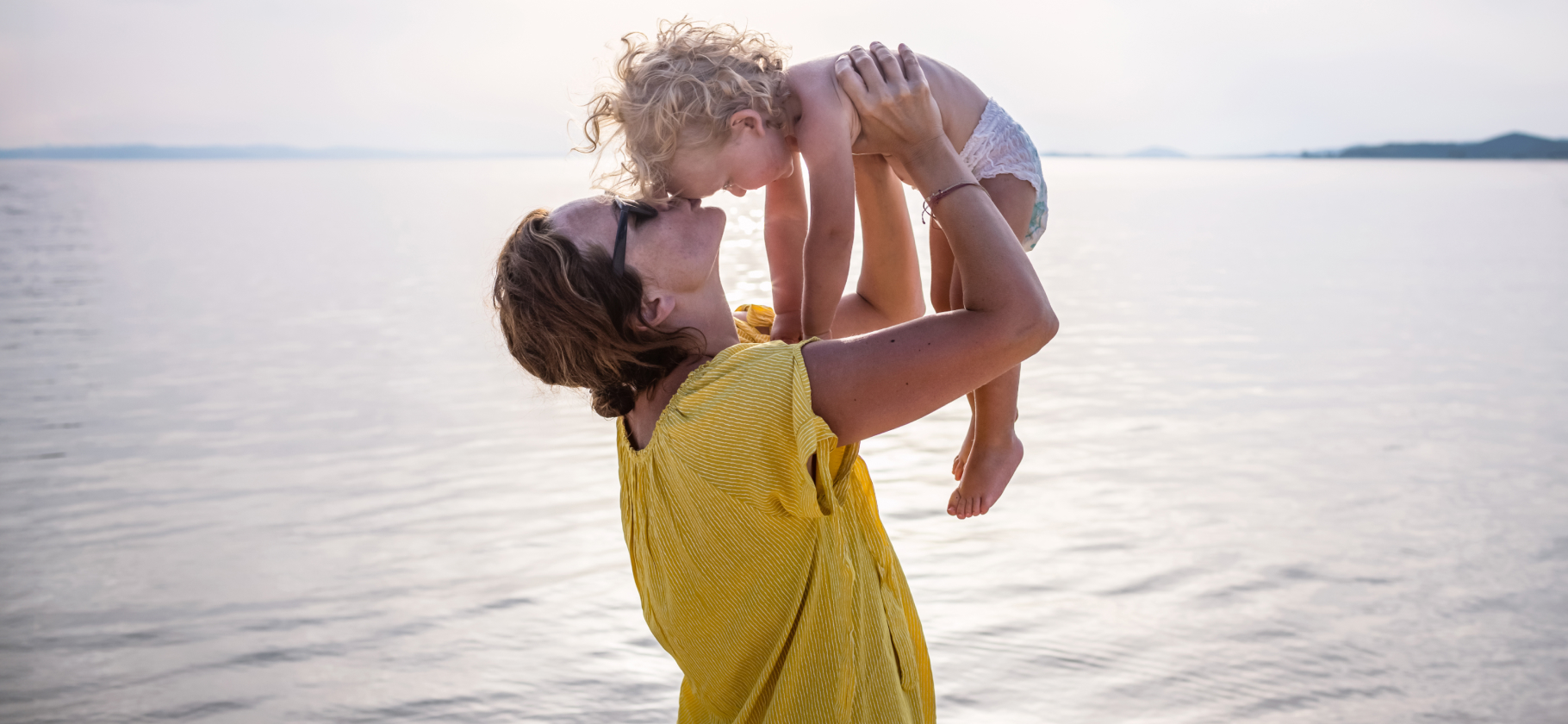 Работа в серую, само­занятость и отпуск по уходу за ребенком: что может уменьшить пенсию по старости