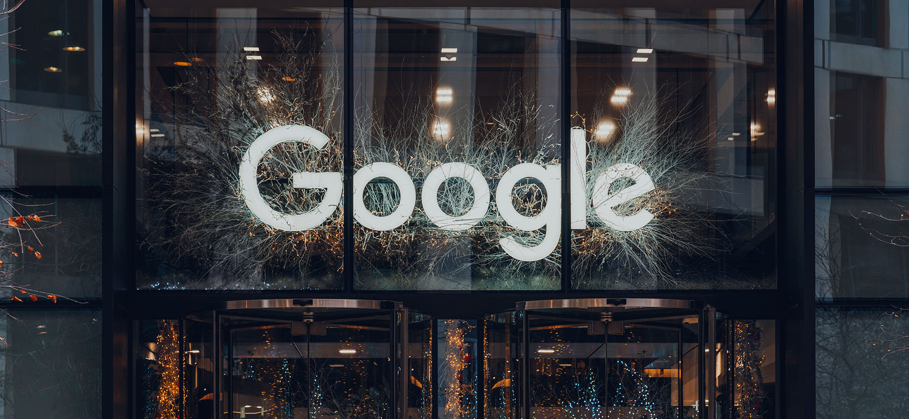 Материнская компания Google впервые за два года отчиталась хуже ожиданий