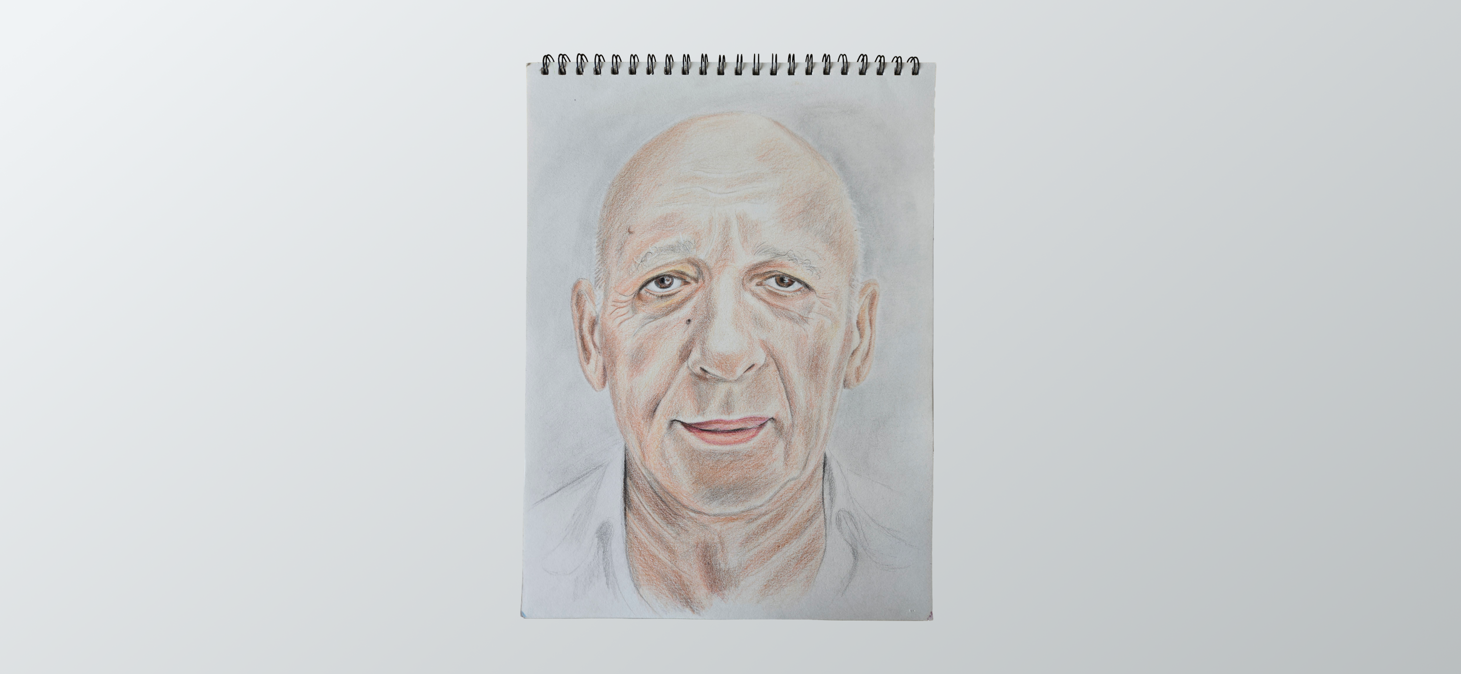 Мой рисунок: портрет моего дедушки цветными карандашами