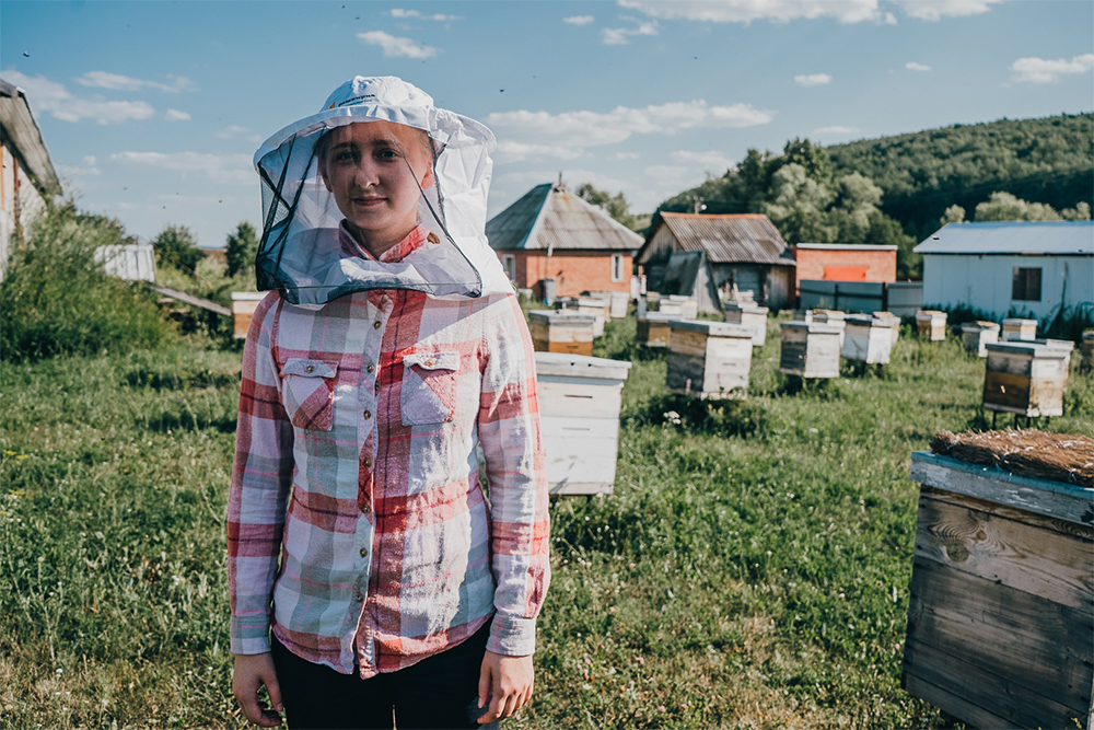 В сетке пчеловода все фото для социальных сетей будут экзотичными. Фото: Камиль Файзуллин