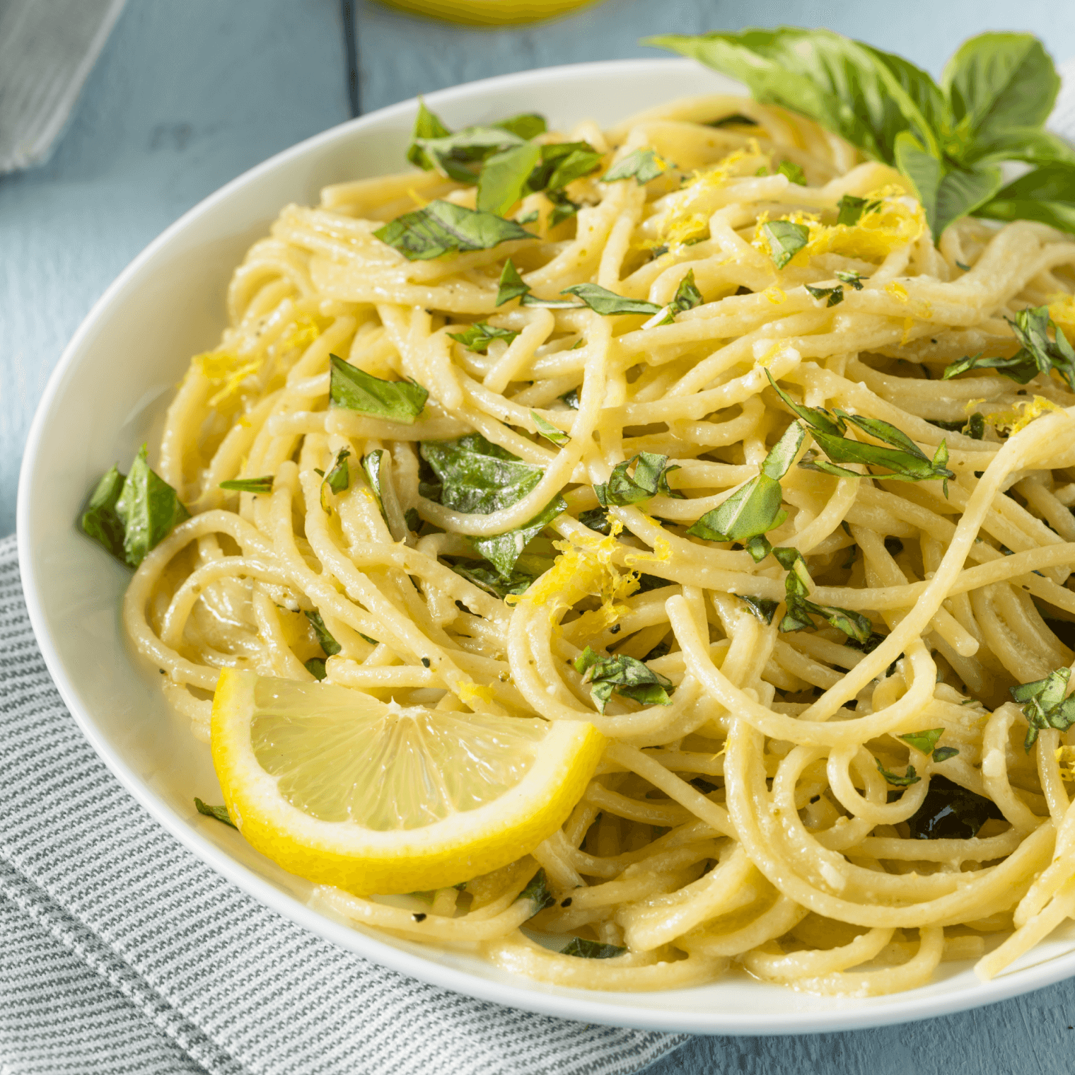 Чем приготовить спагетти: 10 лучших соусов и идей