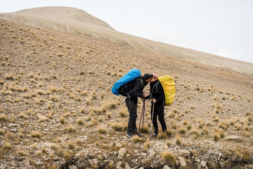 В сентябре 2020 года мы организовали поход по Дагестану для компании ребят. Побывали в горной деревне Куруш на высоте 2500 метров и поднялись на гору Ерыдаг