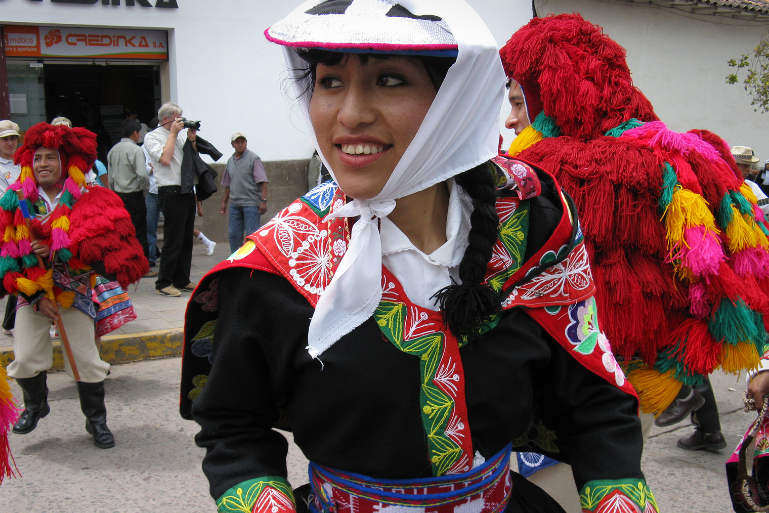 Перуанцы охотно позируют, многие любят фотографироваться с туристами. Но я предпочитаю заранее спросить согласия на съемку