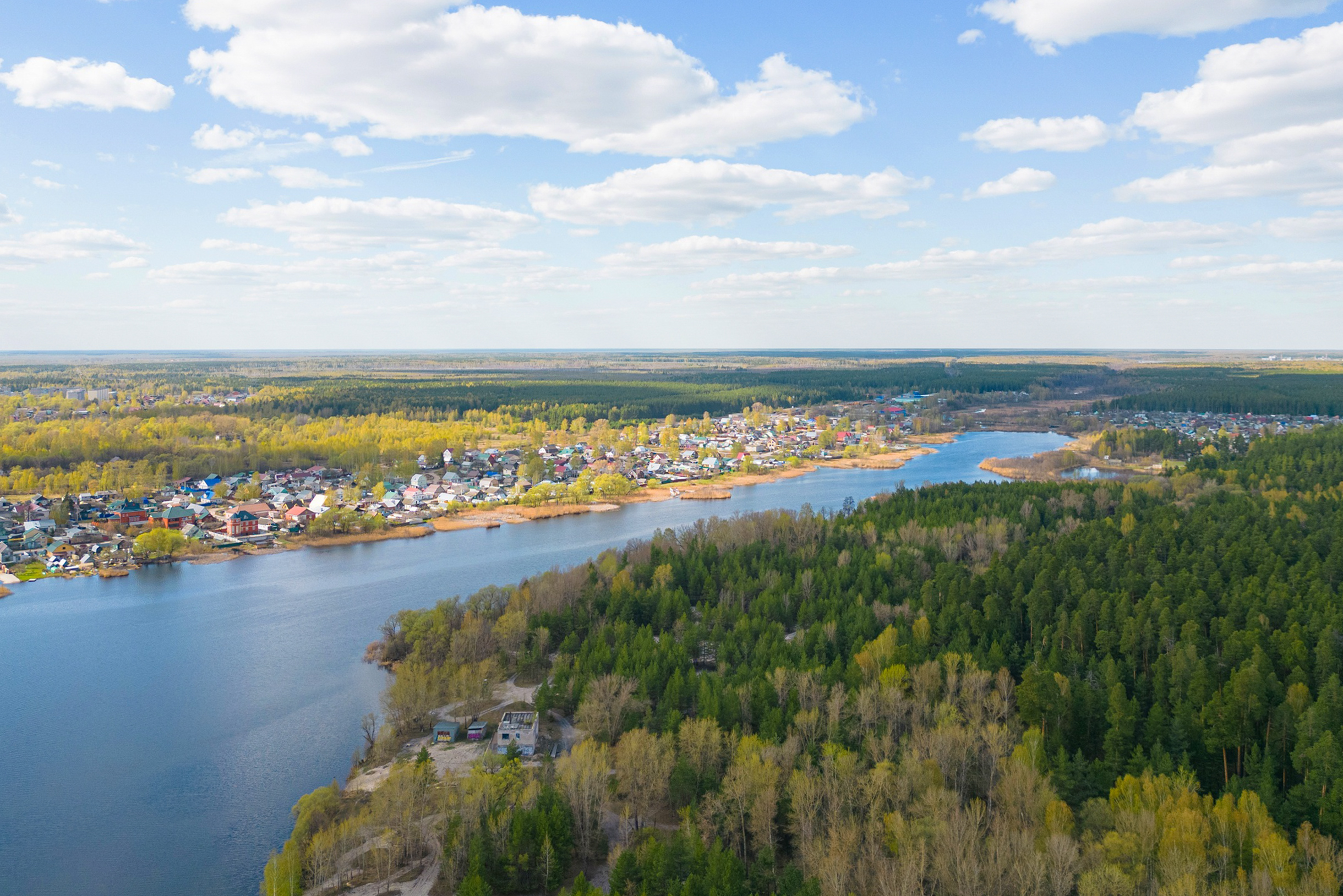 Озеро в Гусь-Хрустальном, плавно перетекающее в реку