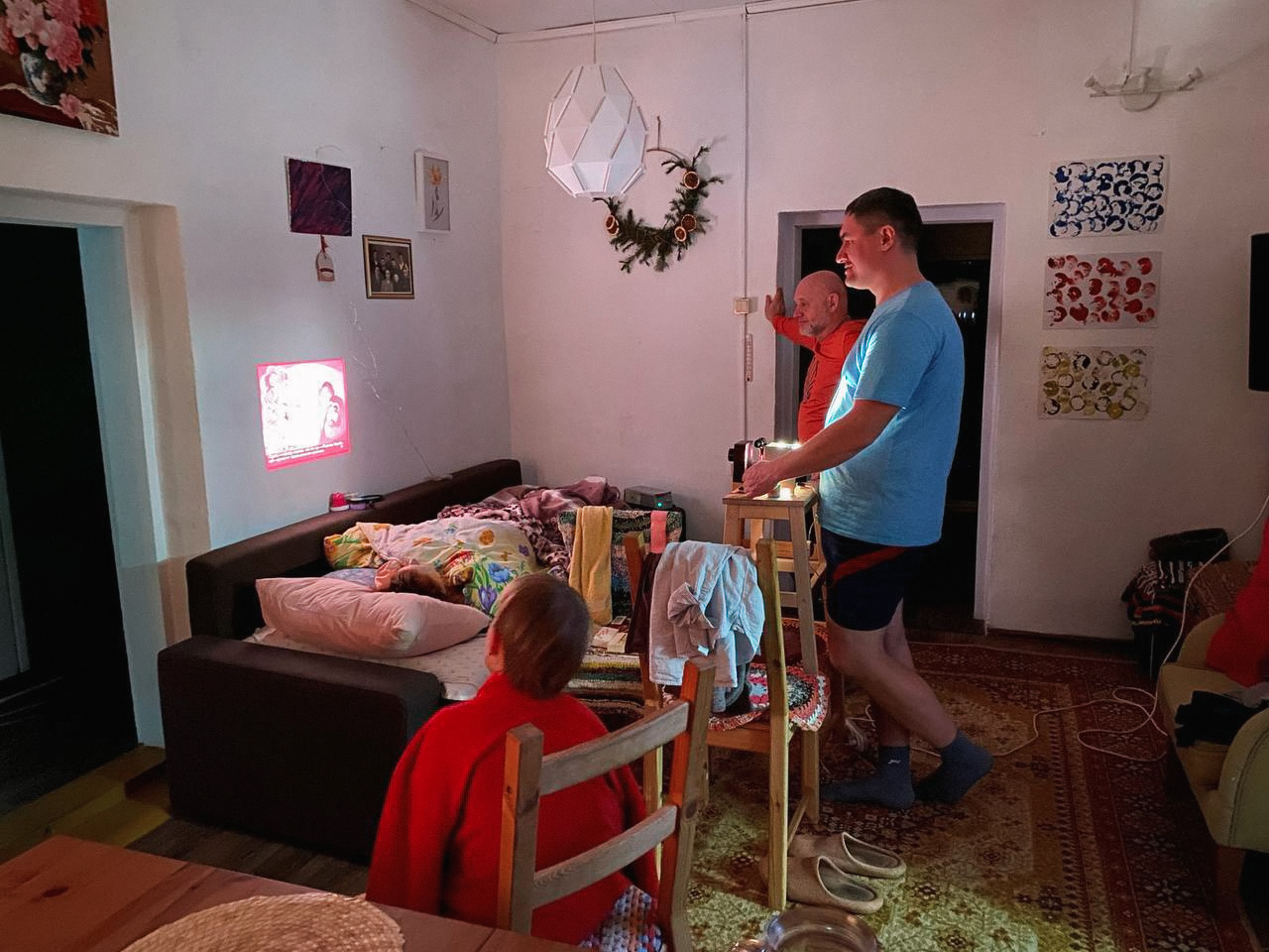 домашний просмотр диафильмов и театр теней