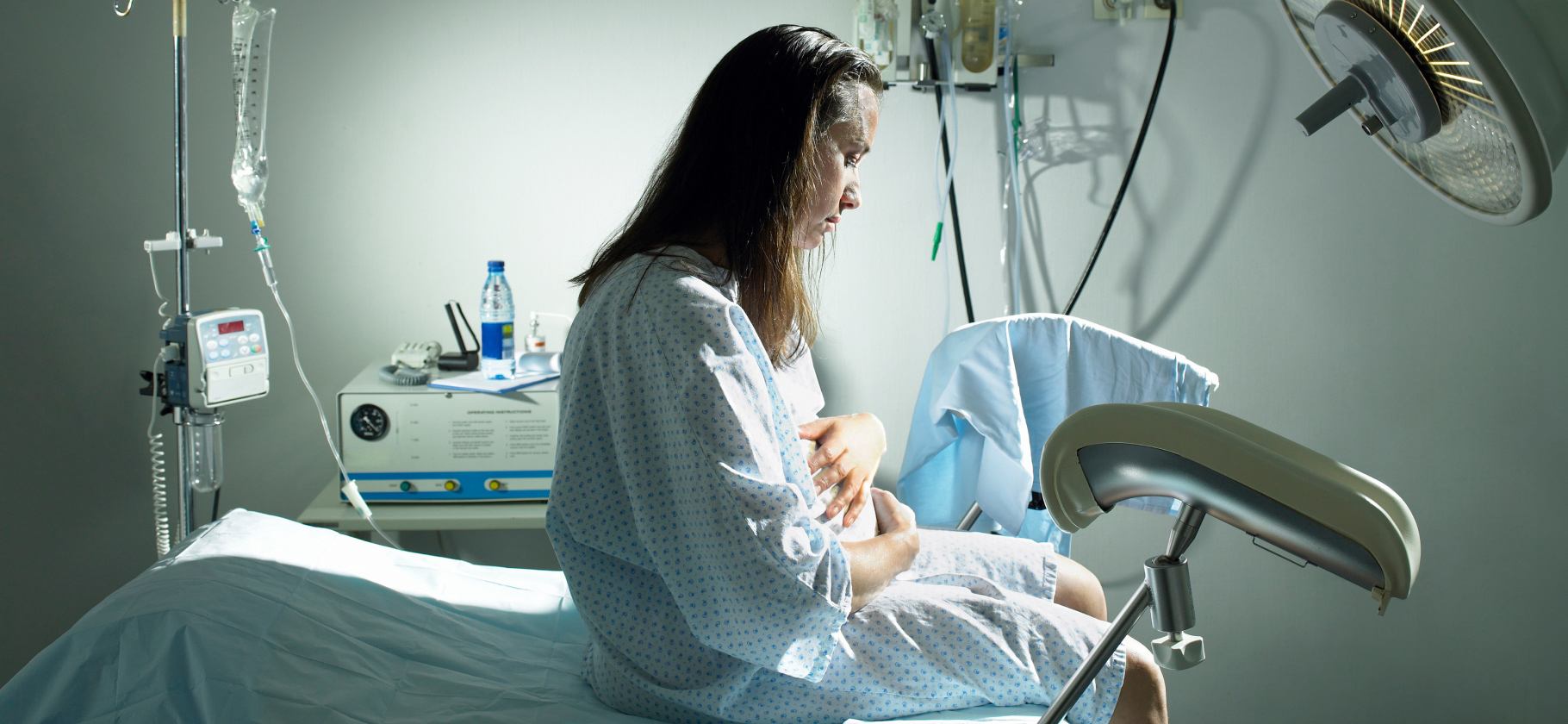 Чем опасна бере­мен­ность после 35 лет: 6 меди­цин­ских рисков