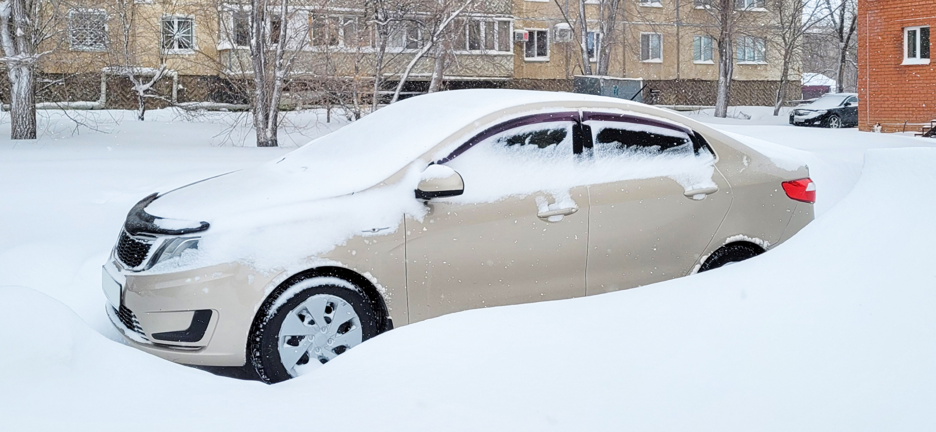 «Пока на улице еще плюс»: 7 советов, как подготовить автомобиль к зиме
