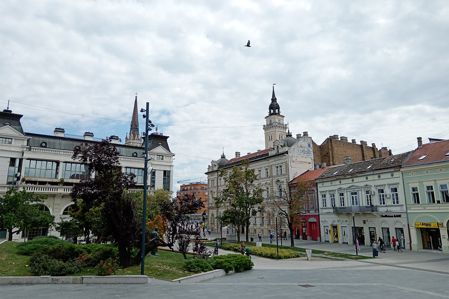 Так выглядит исторический центр города рядом с театром — Српско народно позориште