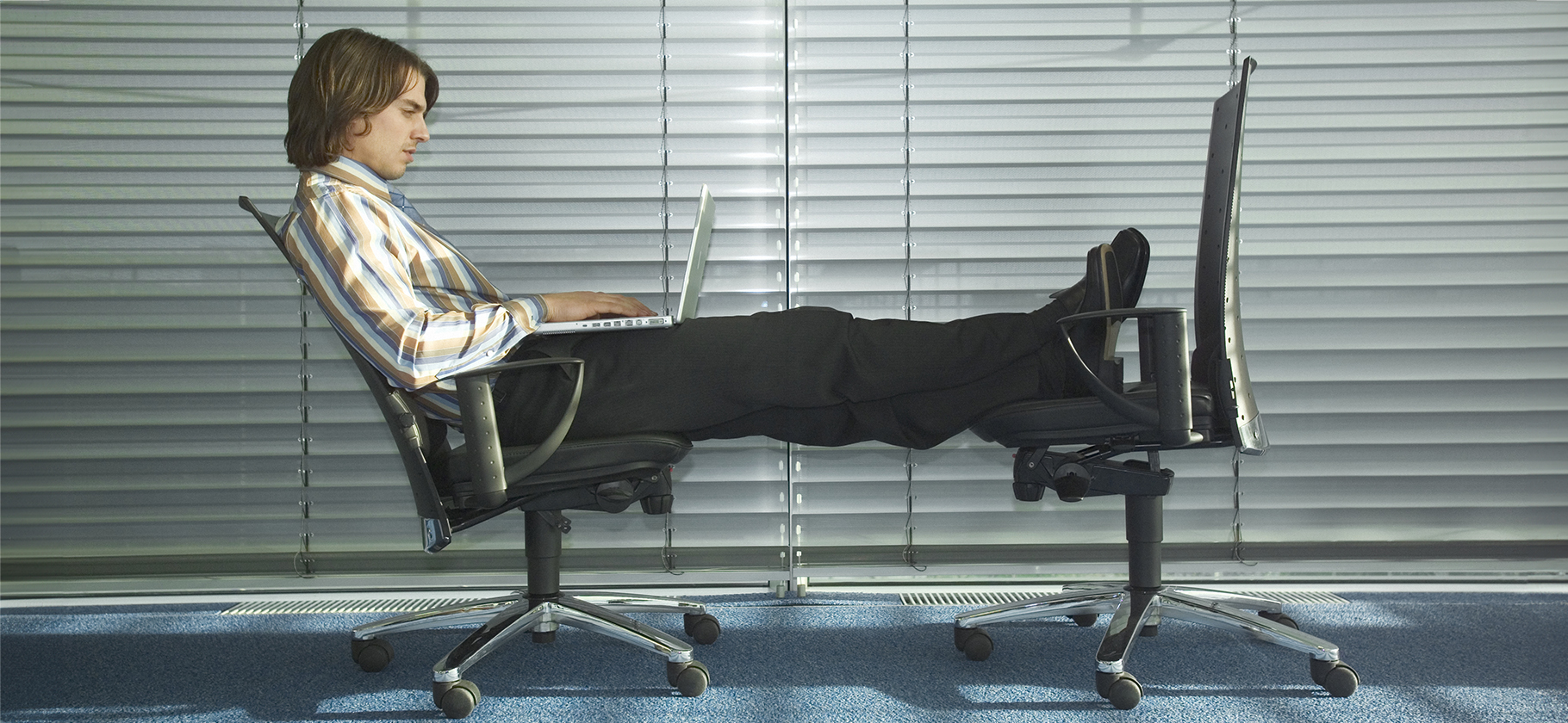 Тестировщики стали самыми высокоопла­чиваемыми офис­ными специалис­тами — исследо­вание «Авито Работы»