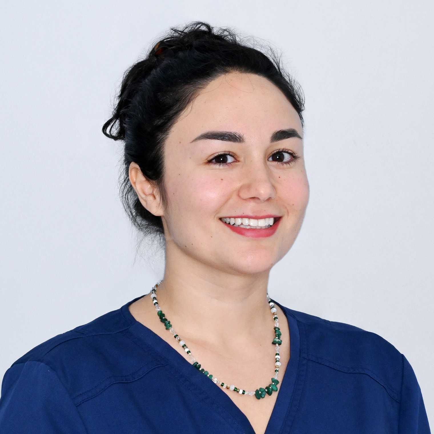 Насият Велиханова