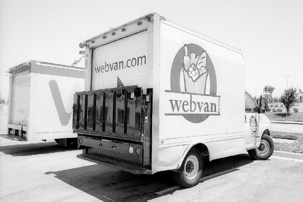 На таких грузовиках Webvan доставляла продукты. Источник: Wikipedia