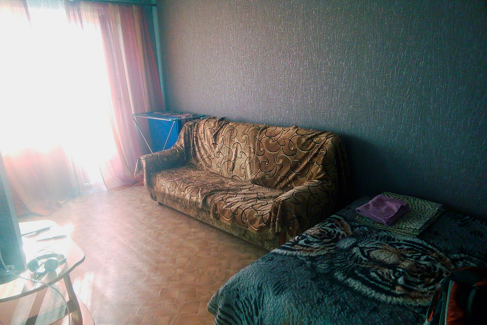 Квартира в Йошкар-Оле. В моей ценовой категории — до 1000 ₽ за сутки — все съемные квартиры на маршруте выглядели примерно так