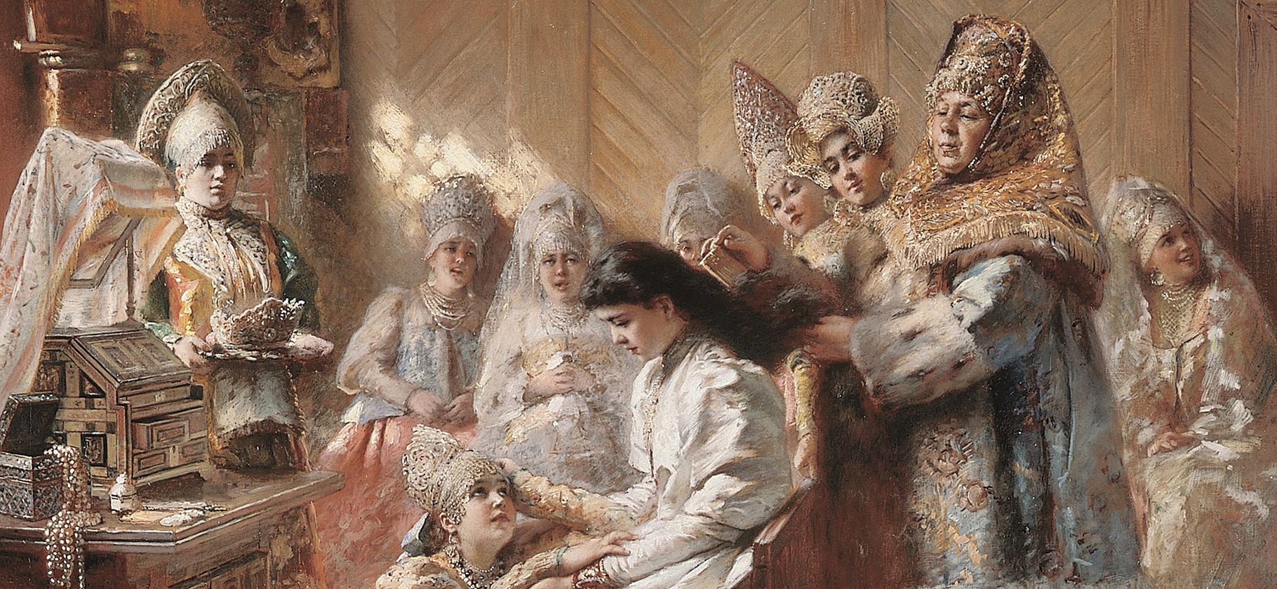 Свадебные костюмы, головные уборы и украшения: в «Цари­цыне» открыли выставку традиционной русской одежды