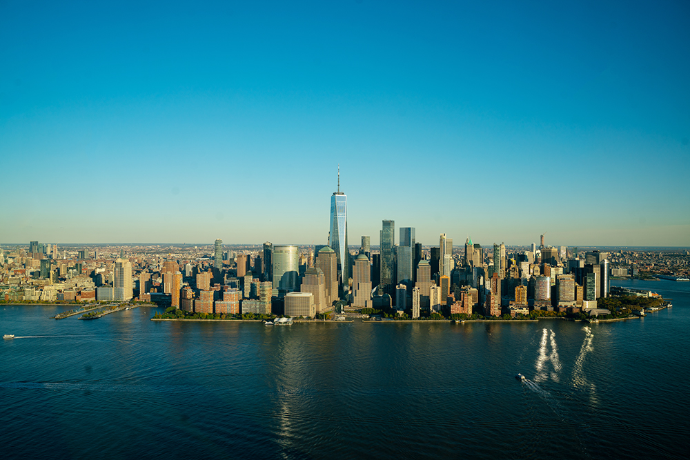 Виды на Манхэттен, когда живешь через реку от него, лучше, чем на самом Манхэттене