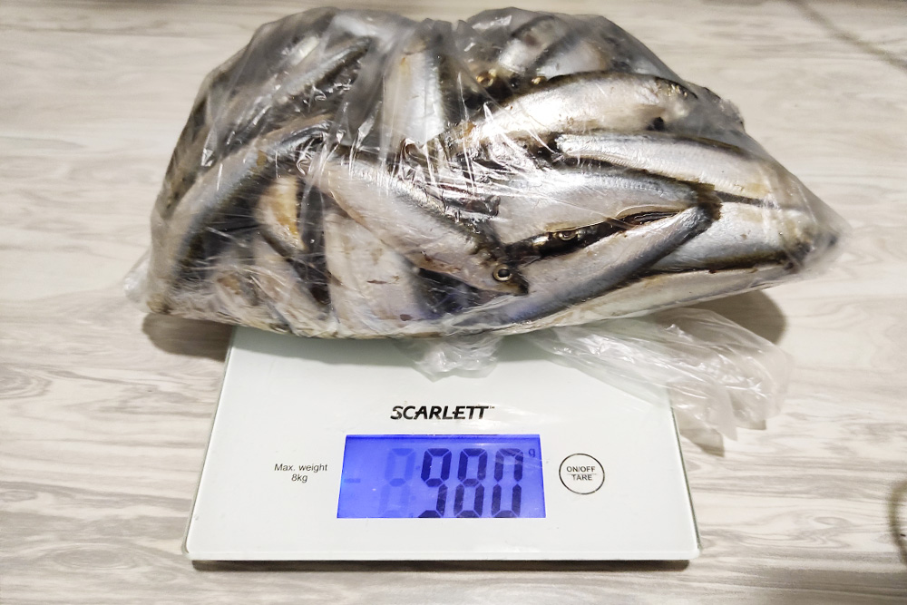 Домашние весы показали, что в пакете недоставало 56 г рыбы