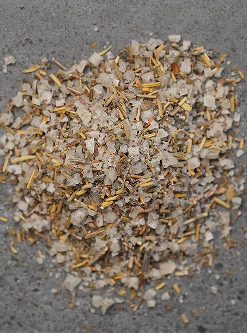 Соль с прованскими травами. Цена за 100 г — 180 ₽. Фото: Vanilla Lab