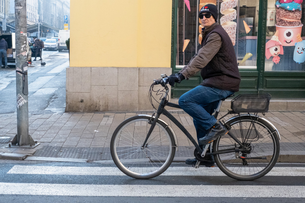 Мне показалось, что по городам Сербии неудобно передвигаться на велосипеде, но люди все равно катаются