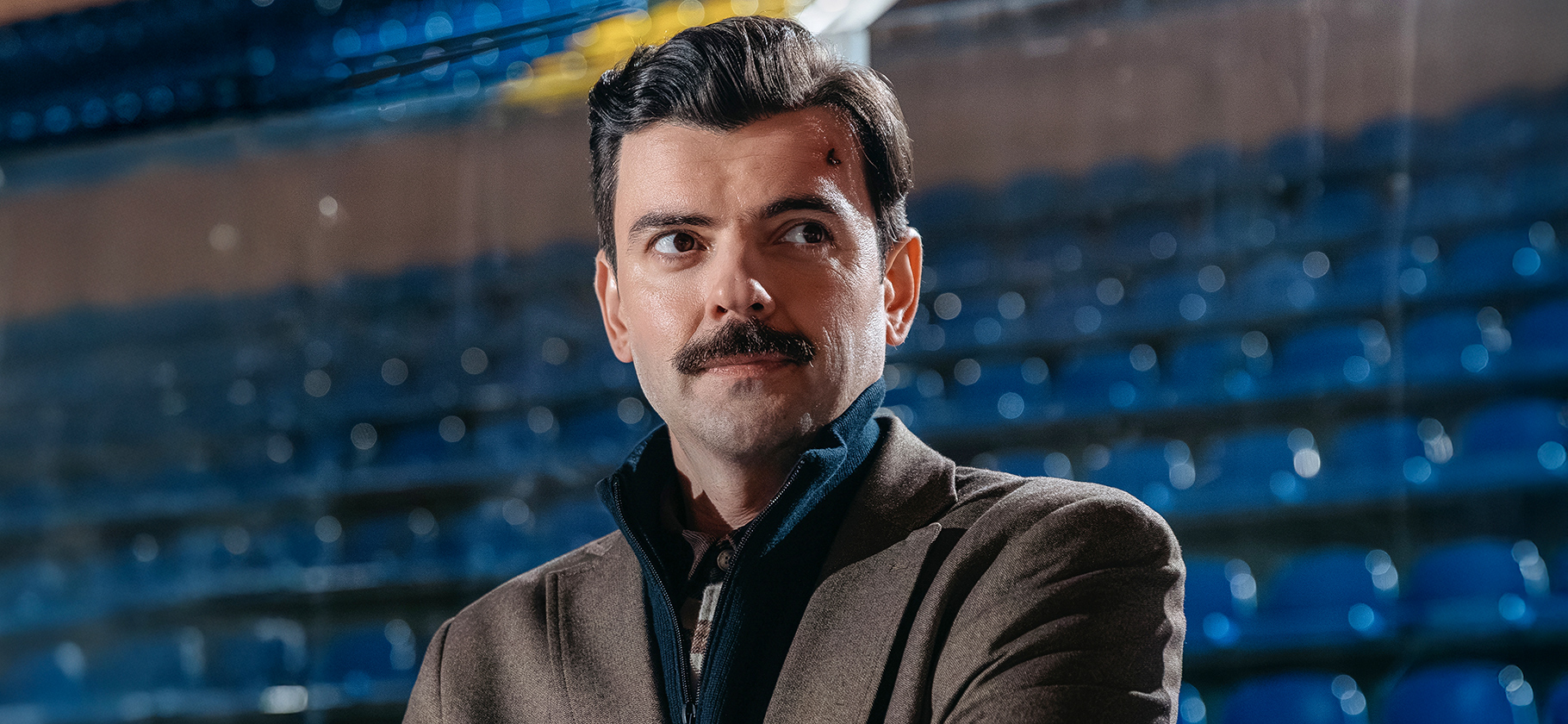 «Кинопоиск» анонсировал хоккейную драму «Седьмой игрок» с Антоном Лапенко в роли директора клуба