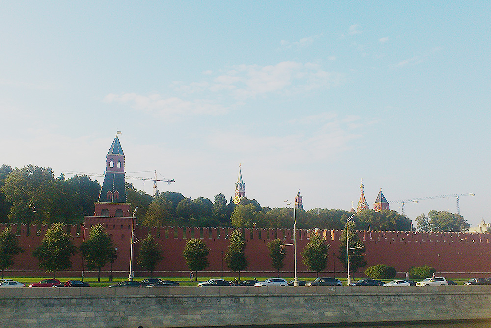 Прогуливались на теплоходе по Москве-реке