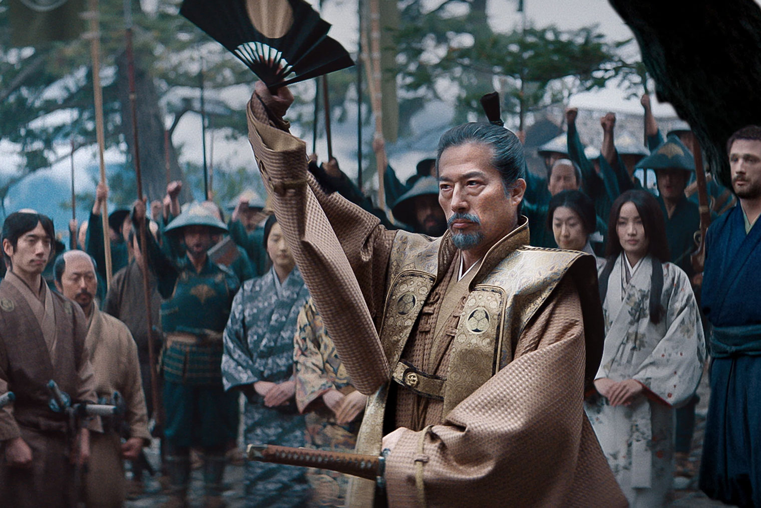 Хироюки Санада исполнил роль Еси Торанаги. Актер играл в боевиках «47 ронинов», «Джон Уик 4», «Мортал Комбат» и «Быстрее пули»