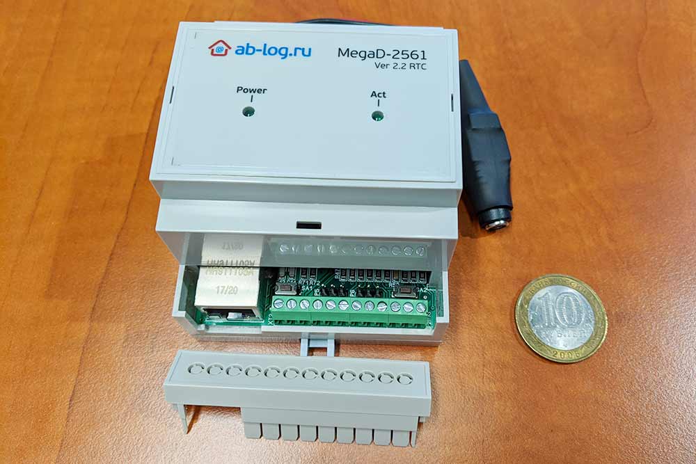 Универсальный проводной контроллер MegaD⁠-⁠2561