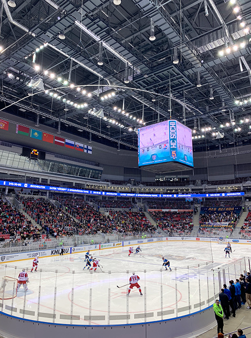 Я ходила на хоккейный матч, билет стоил 300 рублей