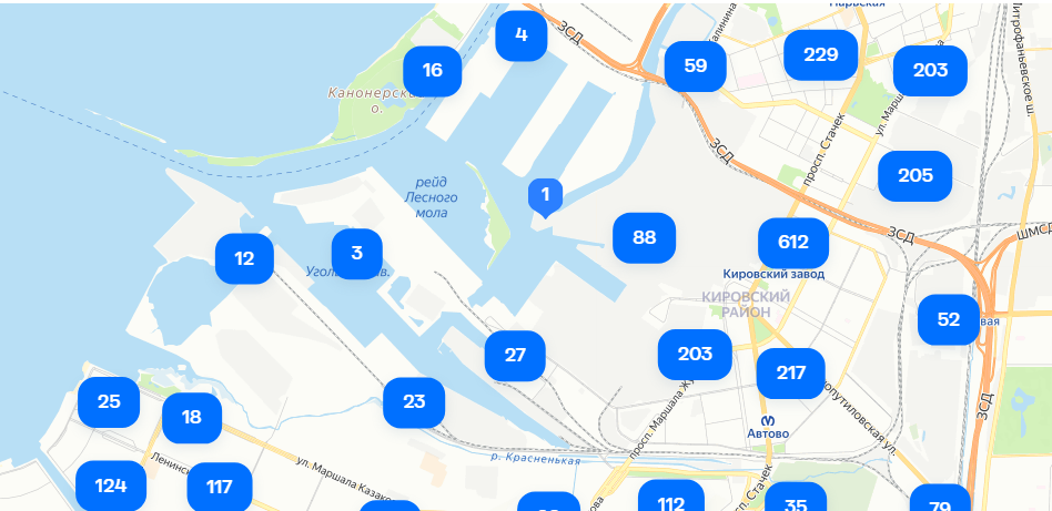 На сайте по поиску работы больше всего вакансий в производстве — рабочих специальностей и административных вроде бухгалтера. Источник: spb.hh.ru