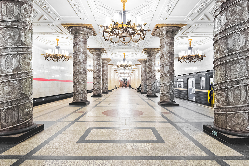 Платформа метро «Автово». Фото: Anna Arinova / Shutterstock