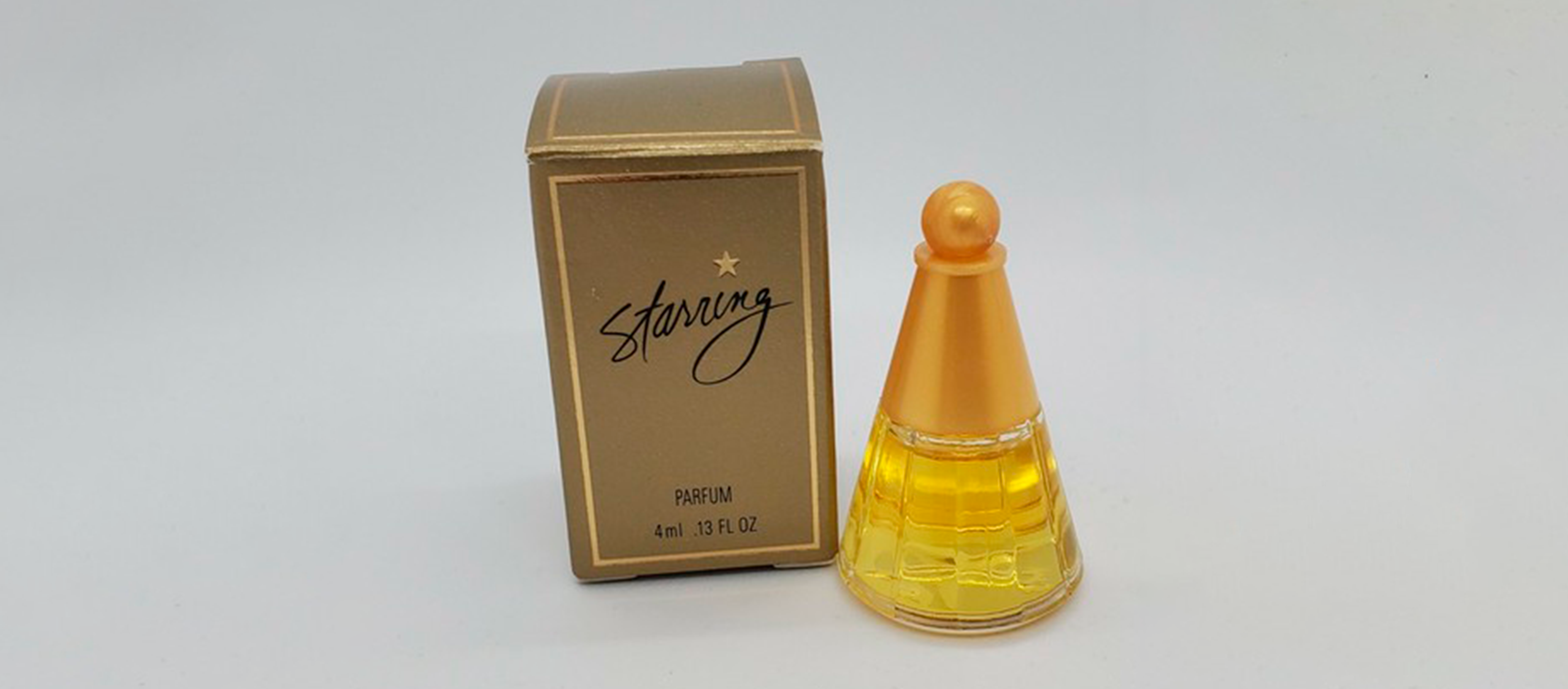 Рекомендую парфюмерную воду Starring Avon, которая пахнет роскошной жизнью