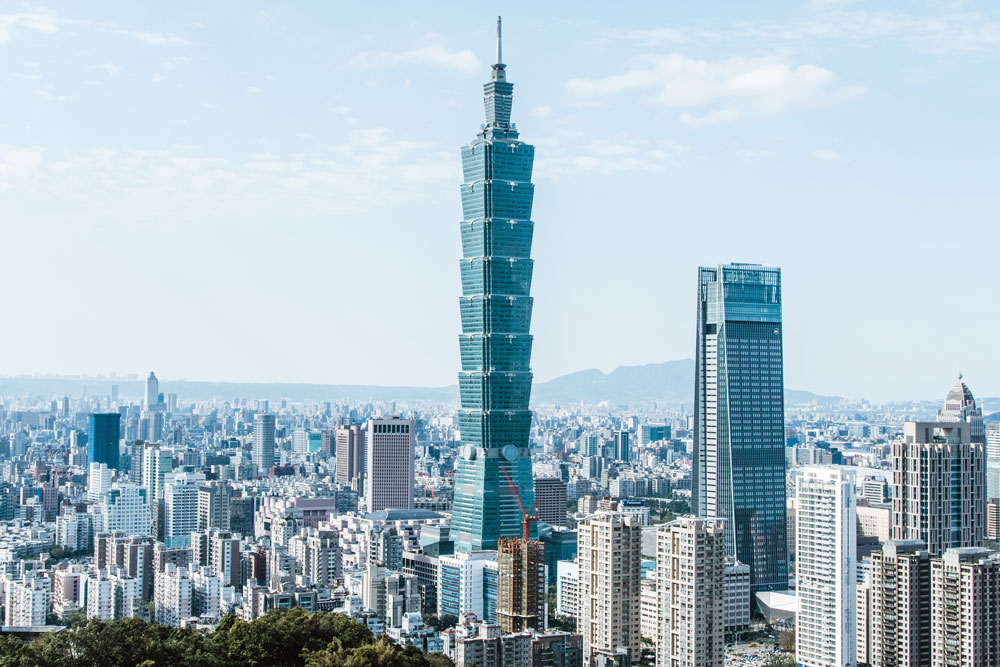 Небоскреб «Тайпэй−101» — символ тайваньского экономического чуда и одно из самых высоких зданий в мире — 508 метров. Источник: @remiyuan