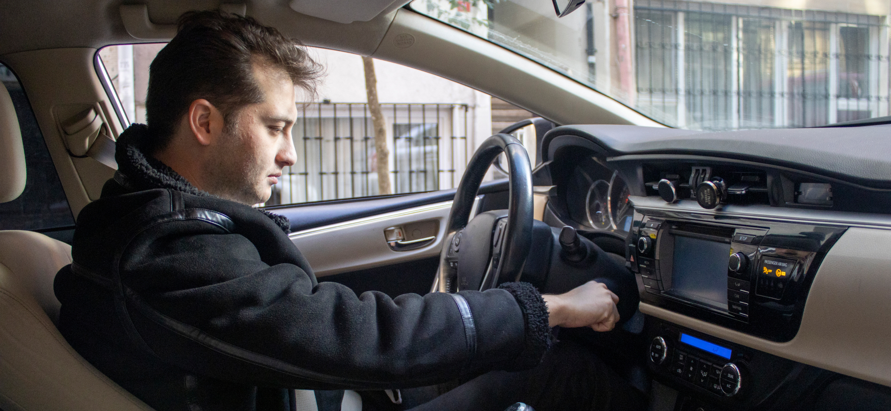 «Пришлось осваивать каршеринг»: 7 вариантов, как приспособиться к растущим ценам на такси
