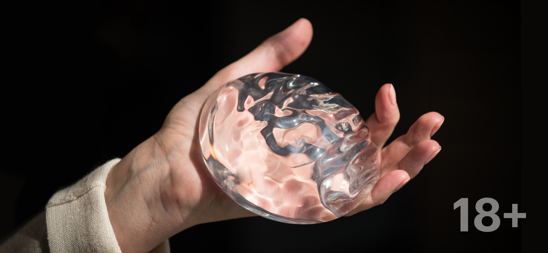 Грудь, веки, нос: какие пластические операции делают россияне