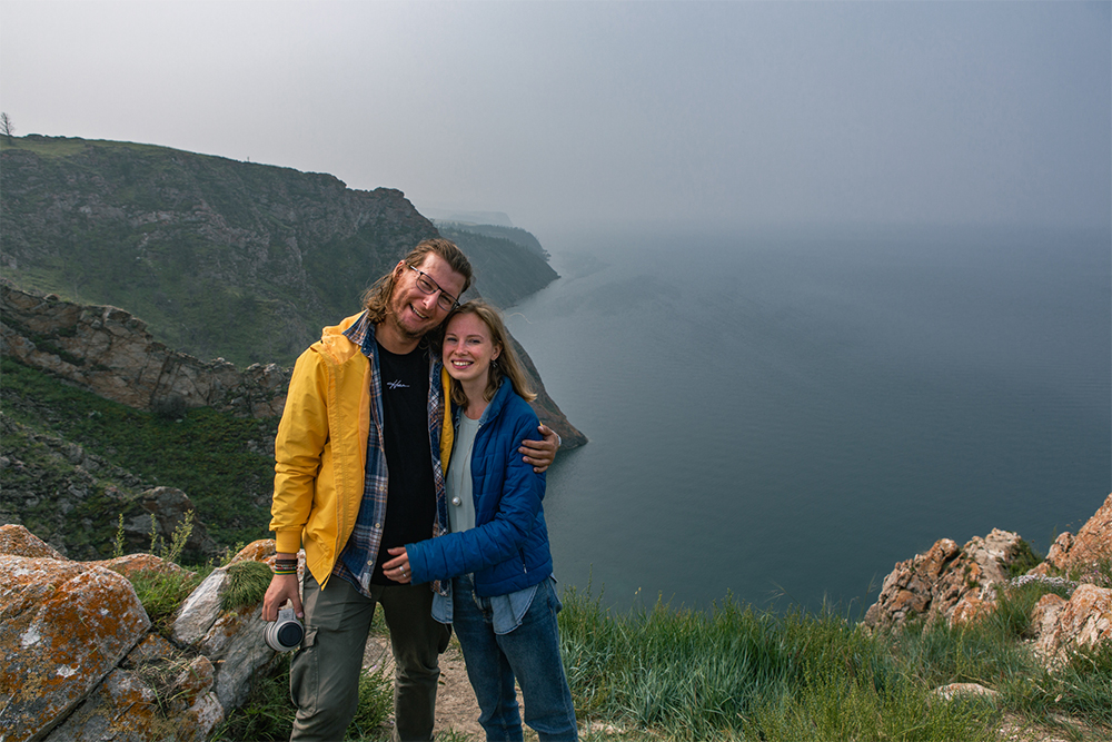 Мы с мужем на Байкале. Источник: Taison Cisz Filippi