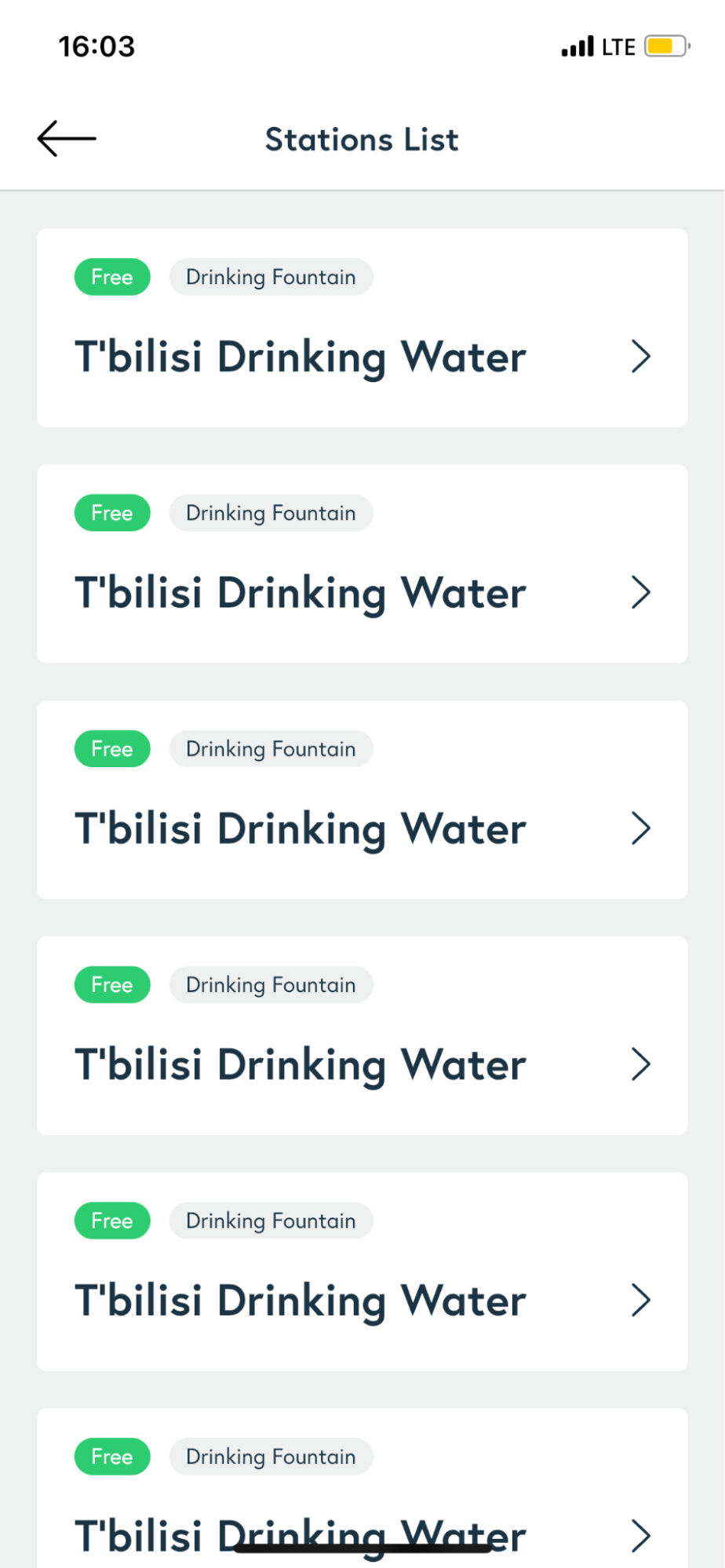 В Тбилиси бесплатная вода на каждом шагу. Места можно посмотреть на карте или списком