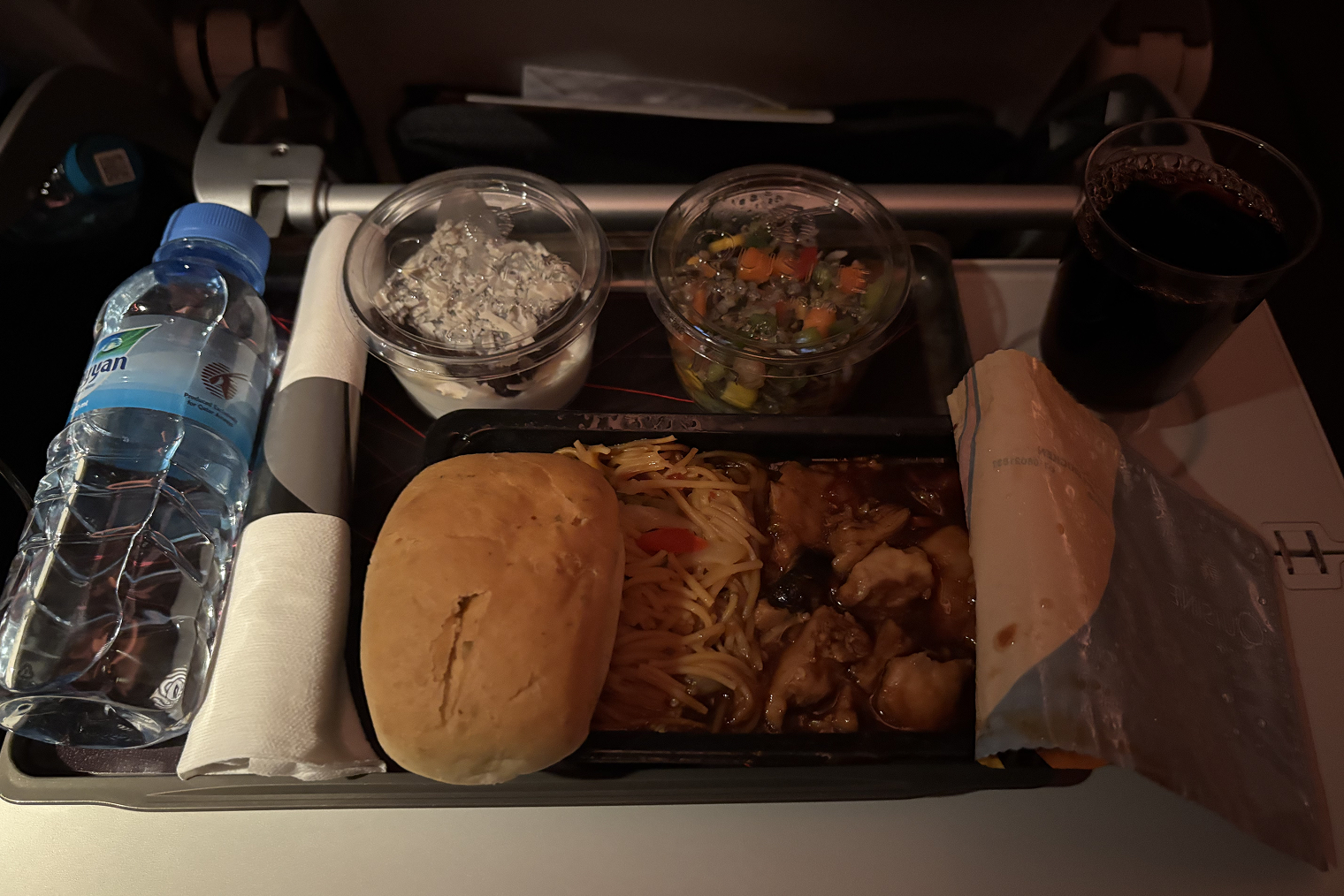 Горячее питание на рейсе Москва-Доха