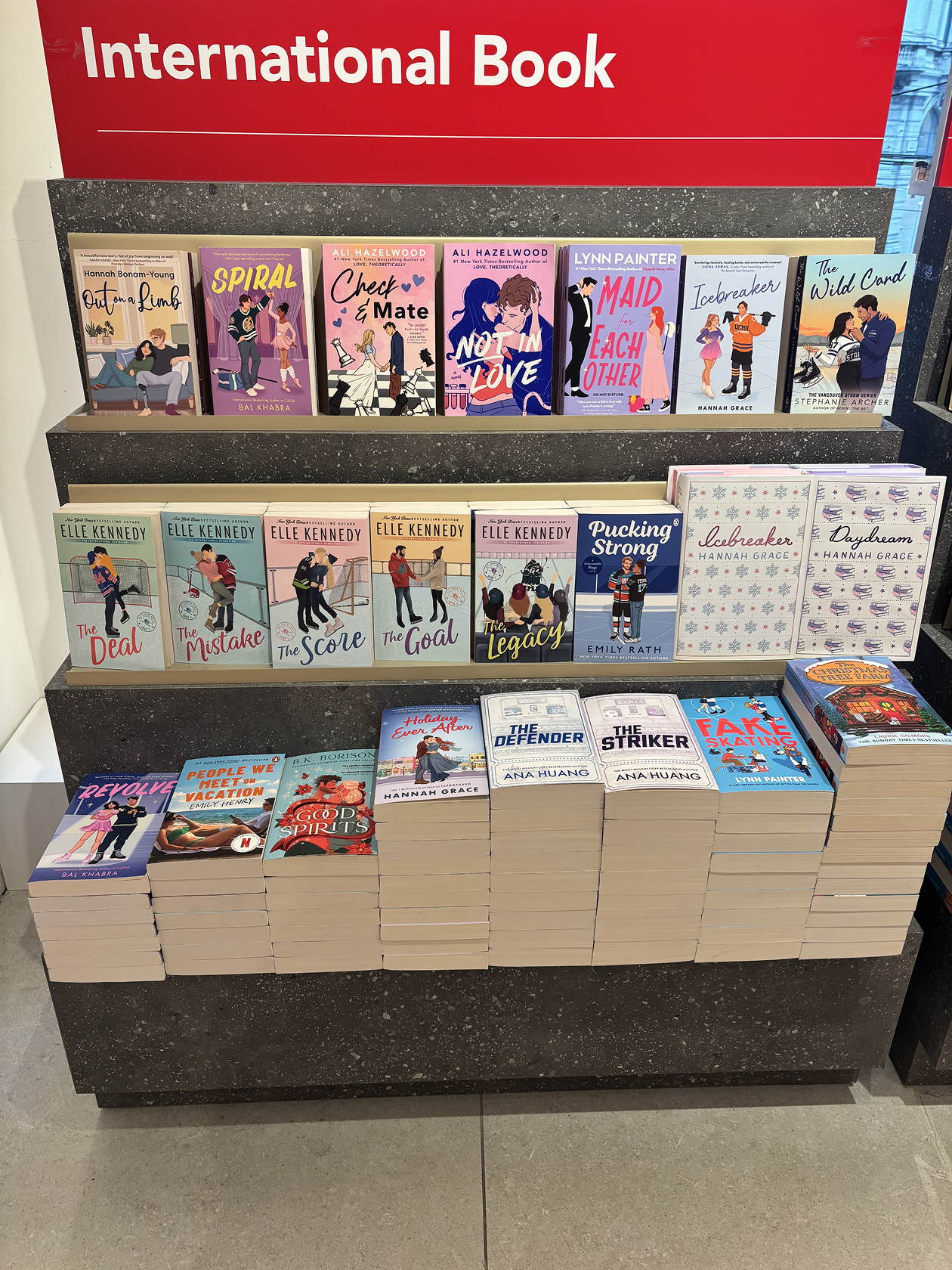 Подборка книг, вдохновленных любовью в зимнем спорте. Но те самых нашумевших от Рейчел Рид — нет