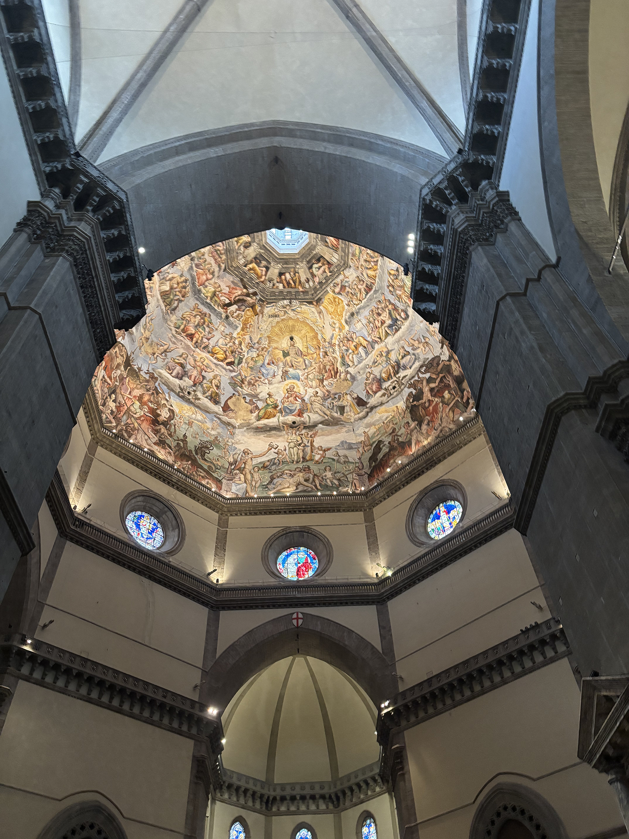 Санта-Мария-дель-Фьоре изнутри